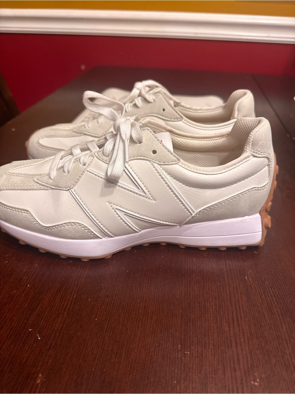 New Balance Women's 327 Golf Sneakers - size 8